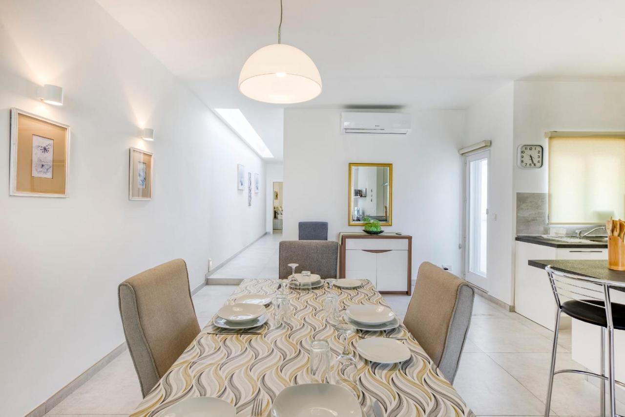 Gzira Penthouse - Hosted By Sweetstay Eksteriør bilde