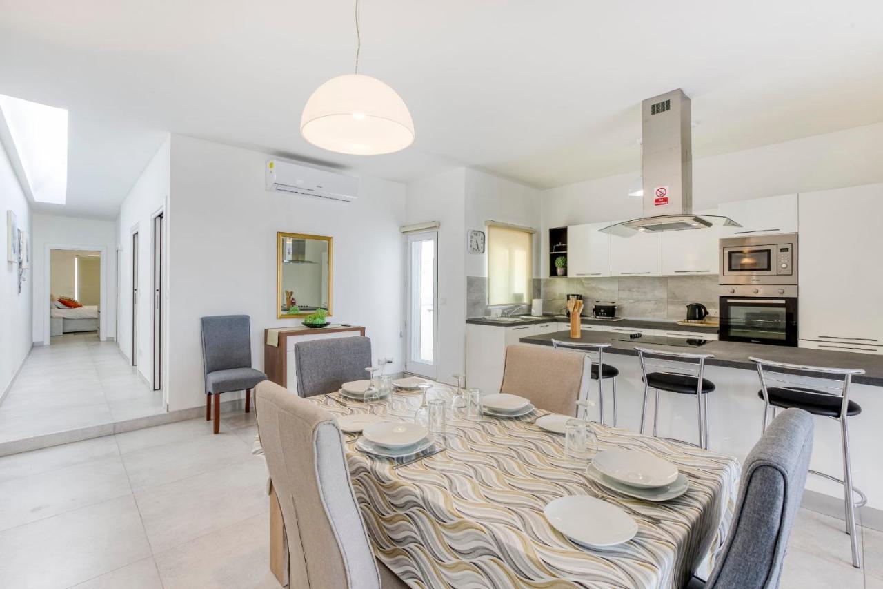 Gzira Penthouse - Hosted By Sweetstay Eksteriør bilde