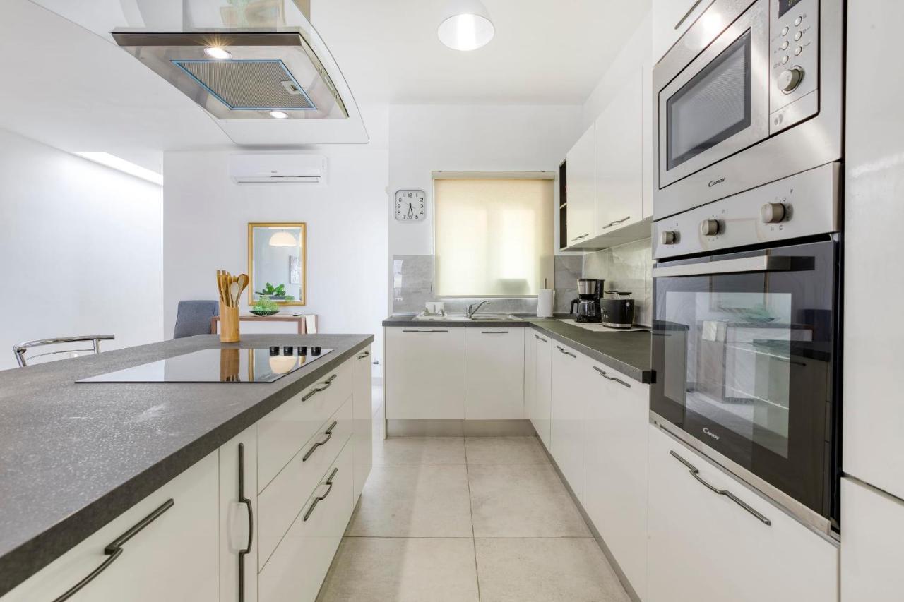 Gzira Penthouse - Hosted By Sweetstay Eksteriør bilde